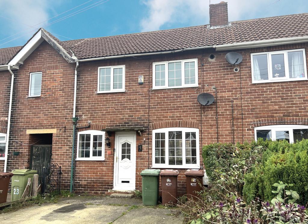 25 Smeaton Road, Upton, Pontefract 3 bed terraced house £40,000
