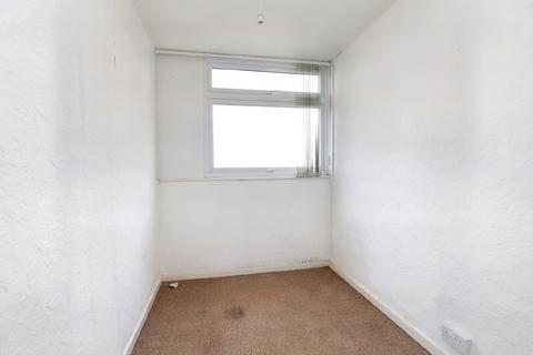 33 Egremont Lawn, Liverpool, L27 5RB