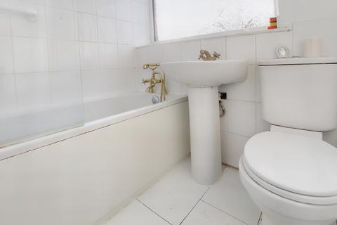 33 Egremont Lawn, Liverpool, L27 5RB