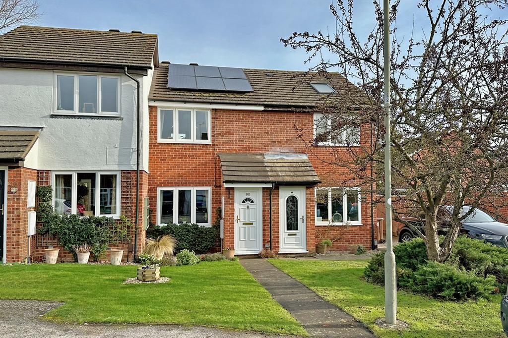 Fir Tree Avenue, Wallingford OX10 2 bed terraced house for sale £325,000