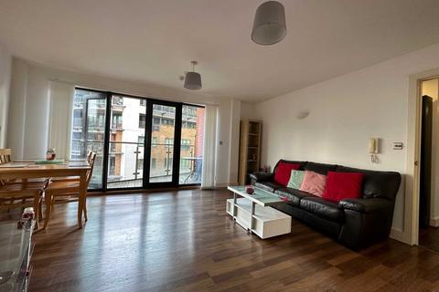 3 bedroom apartment to rent, Medlock Place, Manchester M15