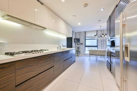 4 bedroom penthouse to rent, Waterside Point, Anhalt Road, Battersea Park, London, SW11