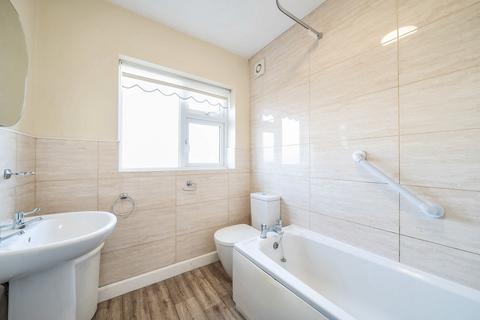 16 Acadia Grove, Hessle, HU13 0AL