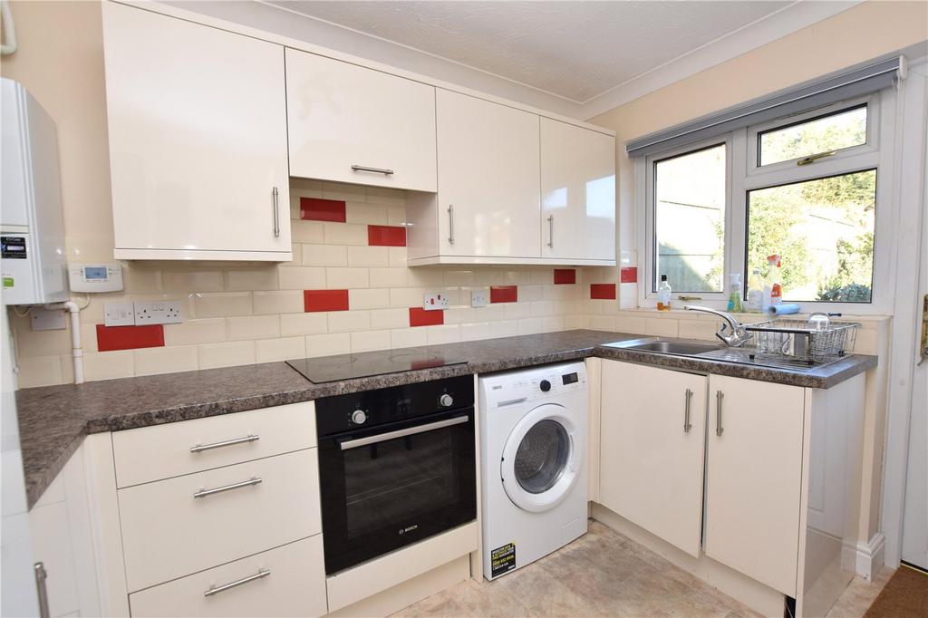 Wedgewood Drive, Colchester, Essex, CO4 3 bed bungalow for sale £325,000