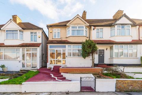 3 bedroom end of terrace house for sale - Isham Road, Norbury, London, SW16