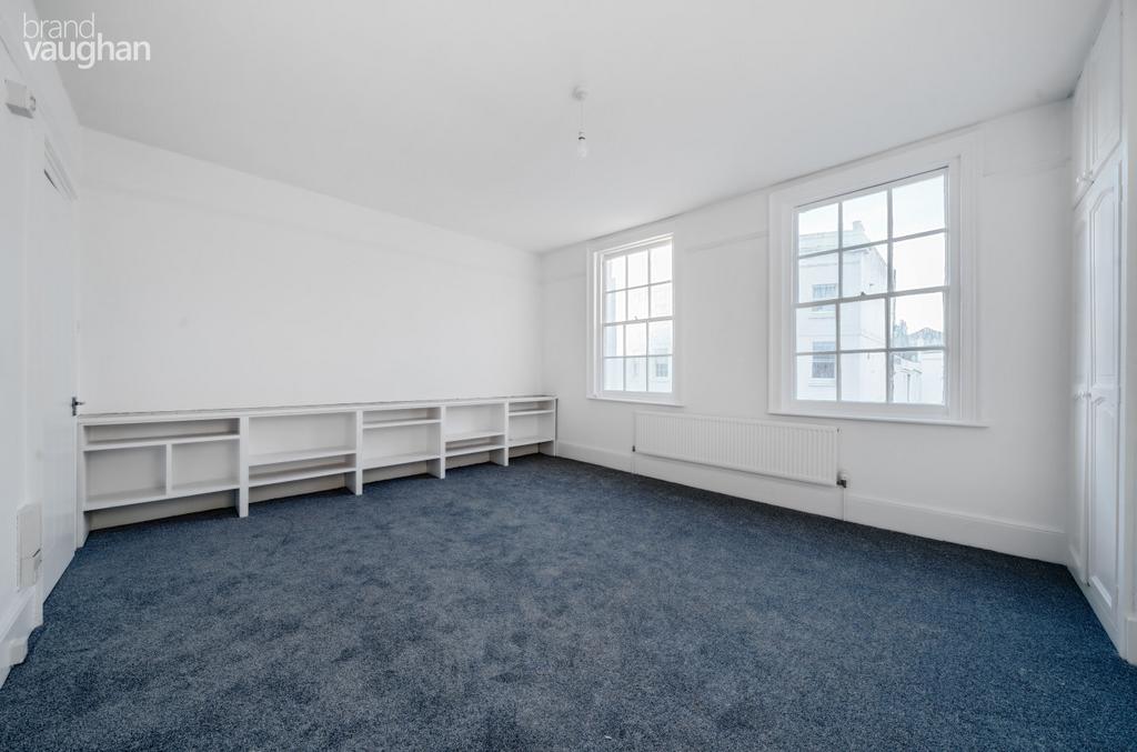 Apartment in Hove, Brunswick - View 5