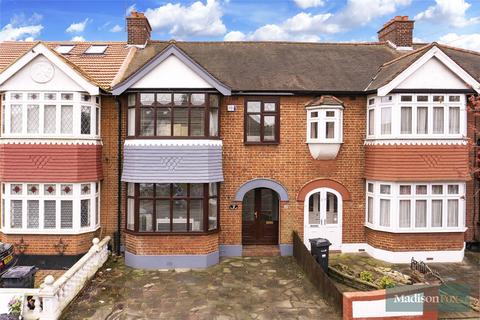 3 bedroom terraced house for sale, Beaminster Gardens, Ilford IG6