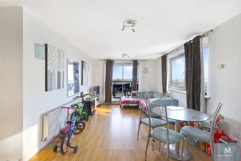 2 bedroom apartment for sale, Axon Place, Ilford IG1
