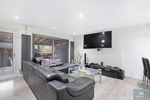 3 bedroom end of terrace house for sale, Chigwell, Essex IG7