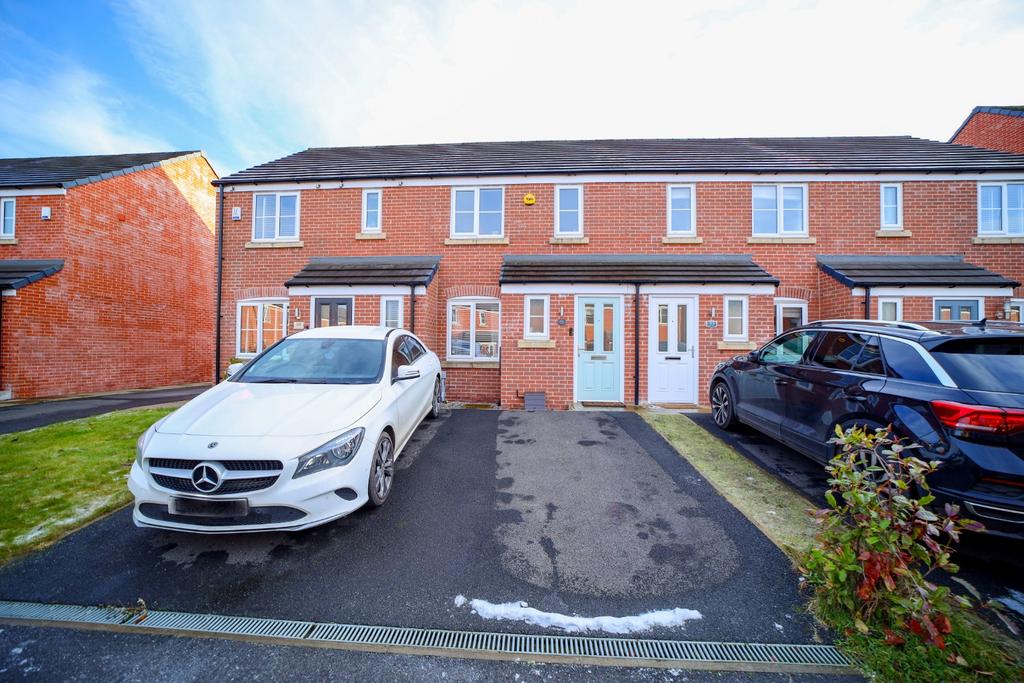 Scarborough Drive, NewtonleWillows... 2 bed mews £175,000