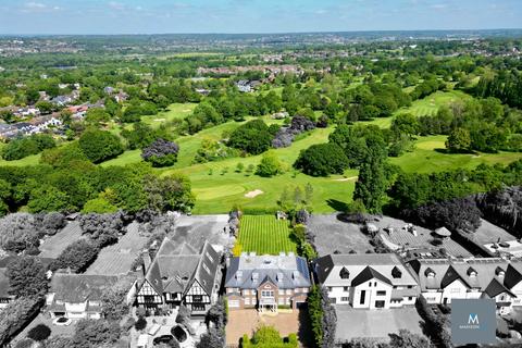 8 bedroom detached house for sale, Manor Road, Essex IG7