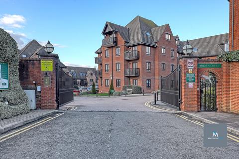 3 bedroom apartment to rent, Boleyn Court, Buckhurst Hill IG9