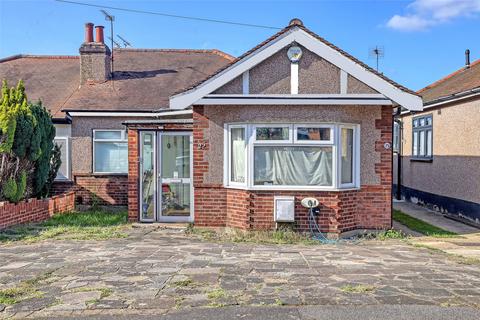 3 bedroom bungalow for sale, Woodford Green, Greater London IG8