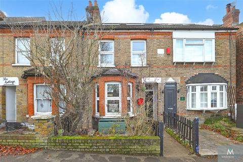4 bedroom terraced house for sale - Woodford Green, Greater London IG8