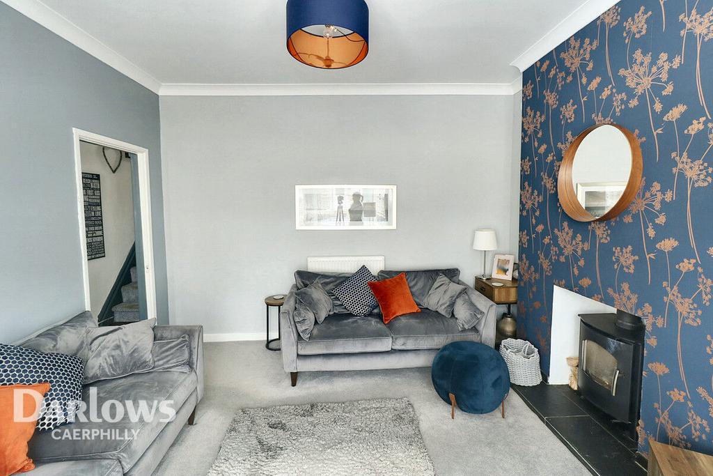 De Winton Terrace, Caerphilly 3 bed terraced house for sale £175,000