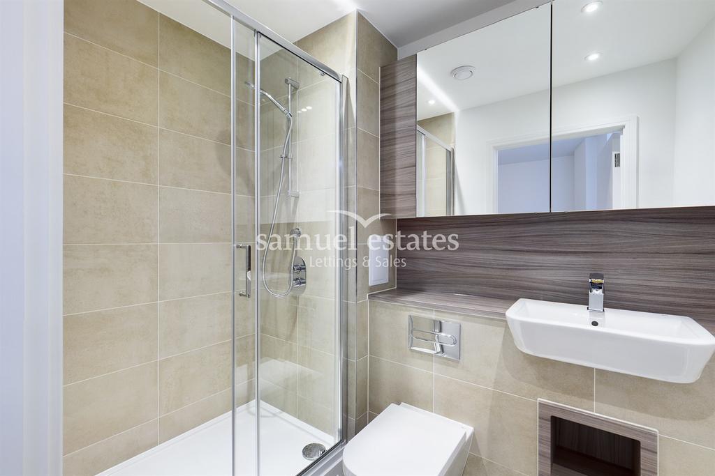 En-suite Bathroom
