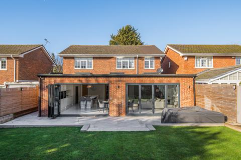 14 Brunswick Grove, Cobham, KT11 1HP