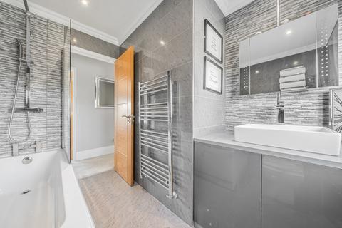 14 Brunswick Grove, Cobham, KT11 1HP