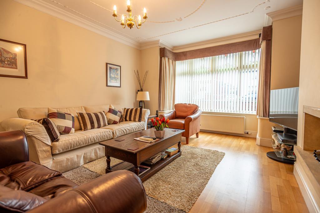 Axholme Road, Doncaster, DN2 4 bed detached house for sale £395,000