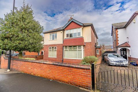 4 bedroom detached house for sale, Axholme Road, Doncaster, DN2