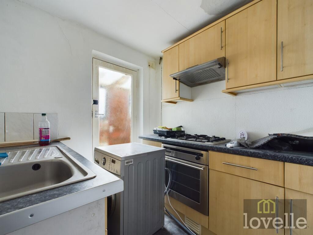 High Street, Mablethorpe... 1 bed flat for sale £35,000