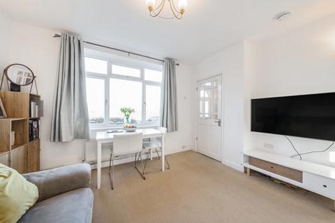 23 Hayling Road, Watford, WD19 7BN