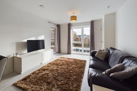 1 bedroom flat for sale, Strong Drive, Chapel Gate, Basingstoke, RG21