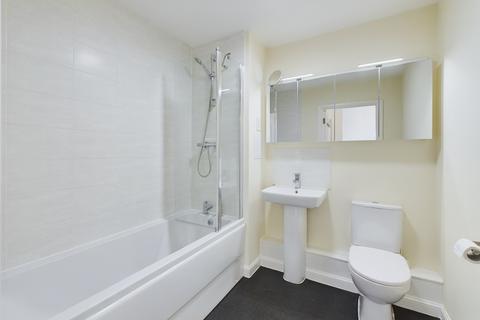 1 bedroom flat for sale, Strong Drive, Chapel Gate, Basingstoke, RG21