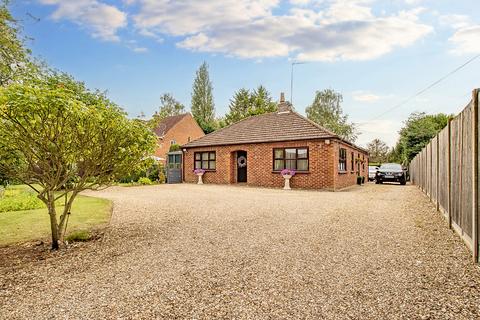 2 bedroom detached bungalow for sale, Winch Road, Gayton