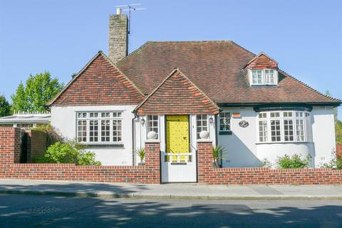 3 bedroom cottage for sale - Linden Cottage, Ashbrooke