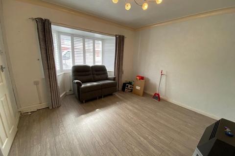 3 bedroom semi-detached house for sale, Sycamore Avenue, Chadderton