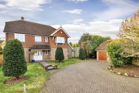 14 Birch Close, Longfield, DA3 7LH