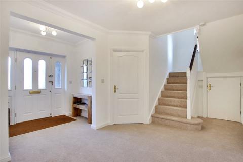 14 Birch Close, Longfield, DA3 7LH