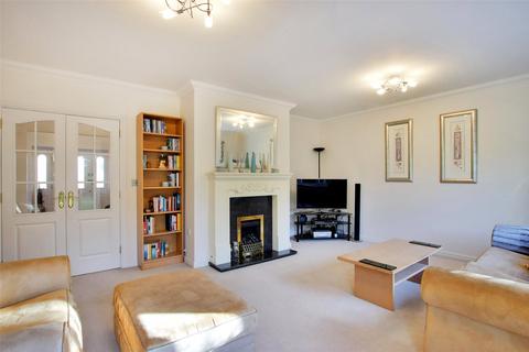 14 Birch Close, Longfield, DA3 7LH