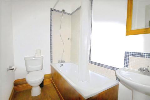 1 bedroom maisonette to rent, Liberty Lane, Surrey KT15