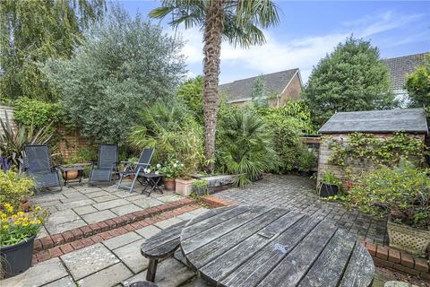 14 Evingar Road, Whitchurch, RG28 7EY