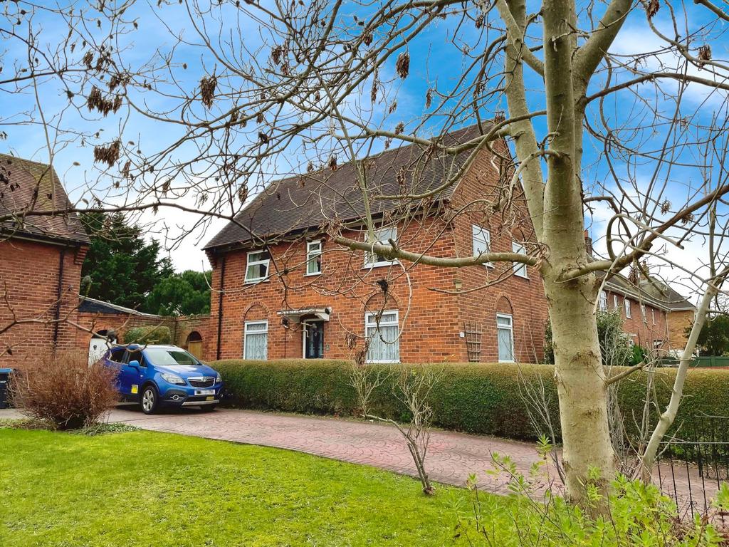 Lincoln Road, Blacon, Chester, Cheshire, CH1 3 bed end of terrace house