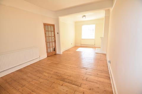 undefined, Tennyson Road, Luton, Bedfordshire, LU1 3RS