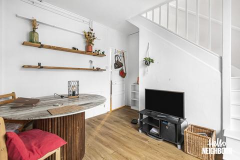 2 bedroom apartment to rent, Albion Avenue, London, SW8
