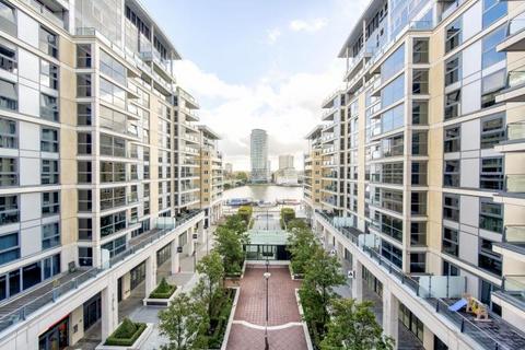 3 bedroom flat for sale, 32 Fountain House, The Boulevard, Imperial Wharf, London, SW6 2TQ