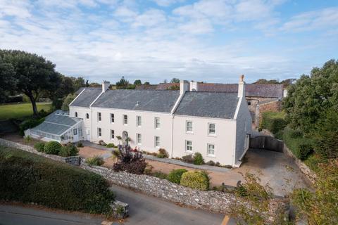 5 bedroom detached house for sale, Rue De Quanteraine, St. Pierre Du Bois, Guernsey