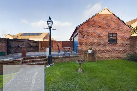 3 bedroom barn conversion for sale, Willow Lane, Gedling, Nottingham