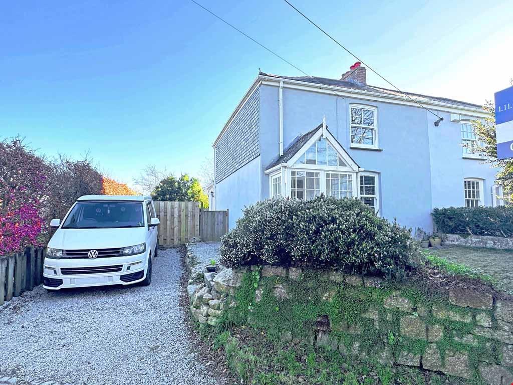 Mawnan Smith, Cornwall 2 bed semidetached house for sale £375,000