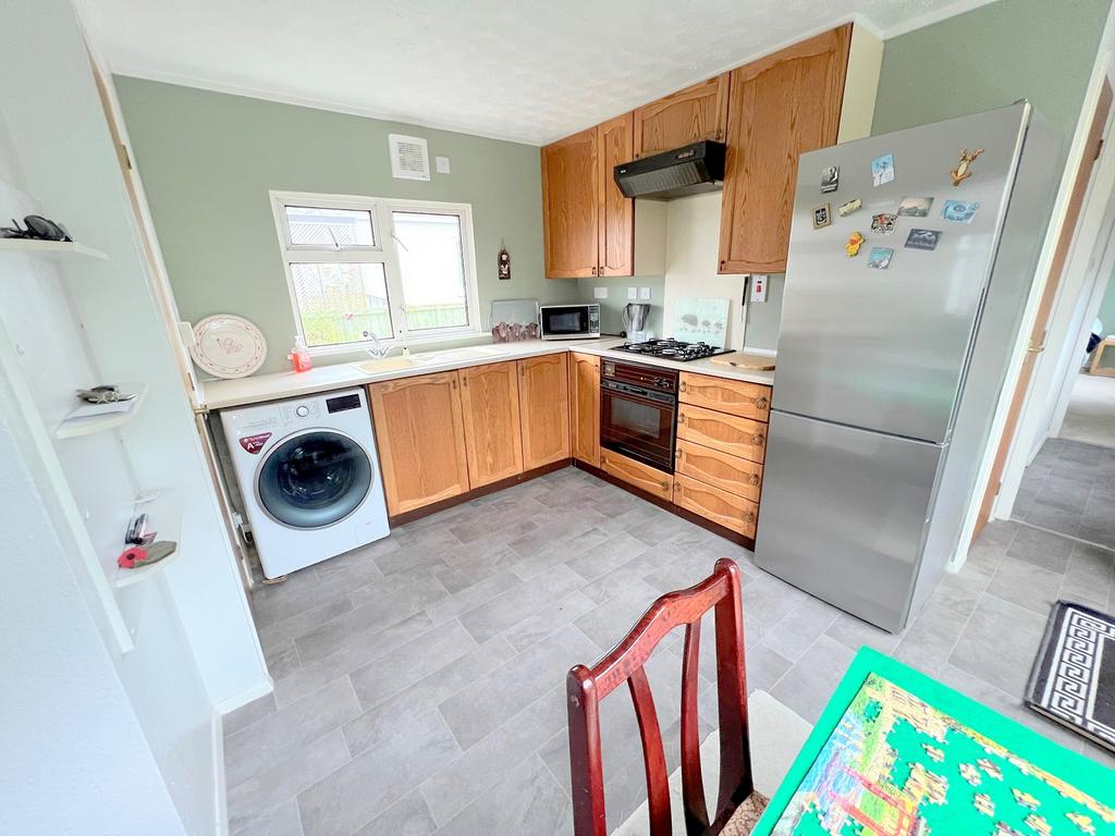 Woodlands Park, Stopples Lane, Hordle, Lymington, Hampshire. SO41 0AE 2