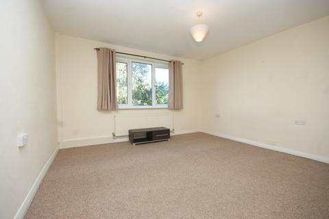 2 bedroom apartment to rent, Rodwell Close, Ruislip HA4