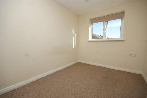 2 bedroom apartment to rent, Rodwell Close, Ruislip HA4