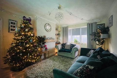 65 Far Lane, Rotherham, S65 2HJ