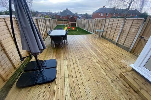 34 Hillcrest Road, Chapeltown, Sheffield, S35 1TY