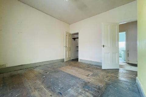 9 Taplin Road, Sheffield, S6 4JD