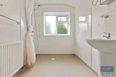 105 Dovedale Road, Rotherham, S65 3AW